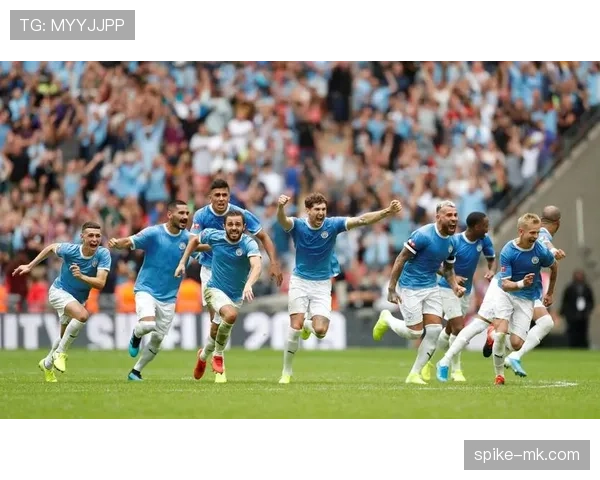 卢顿城逆袭英超，状态回暖开启顶级联赛新征程