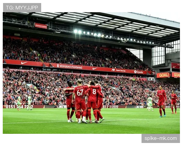 克洛普率利物浦稳居英超争冠行列，球队表现持续引关注