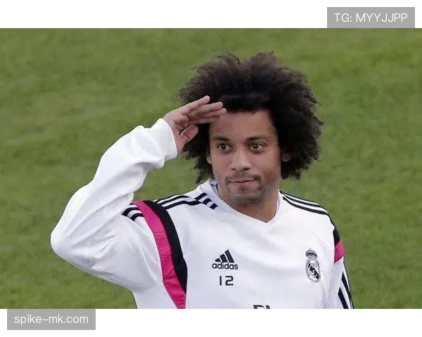 加纳乔 vs 维尼修斯：速度型边锋的成长对比