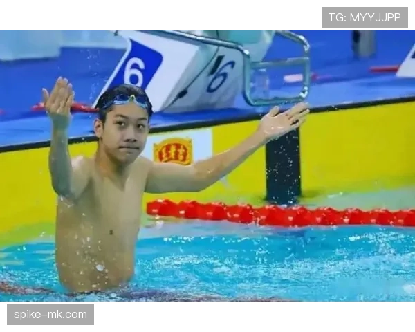 樊振东训练完直接去豪宅泳池游泳，我说这生活质量，普通人咋活啊？